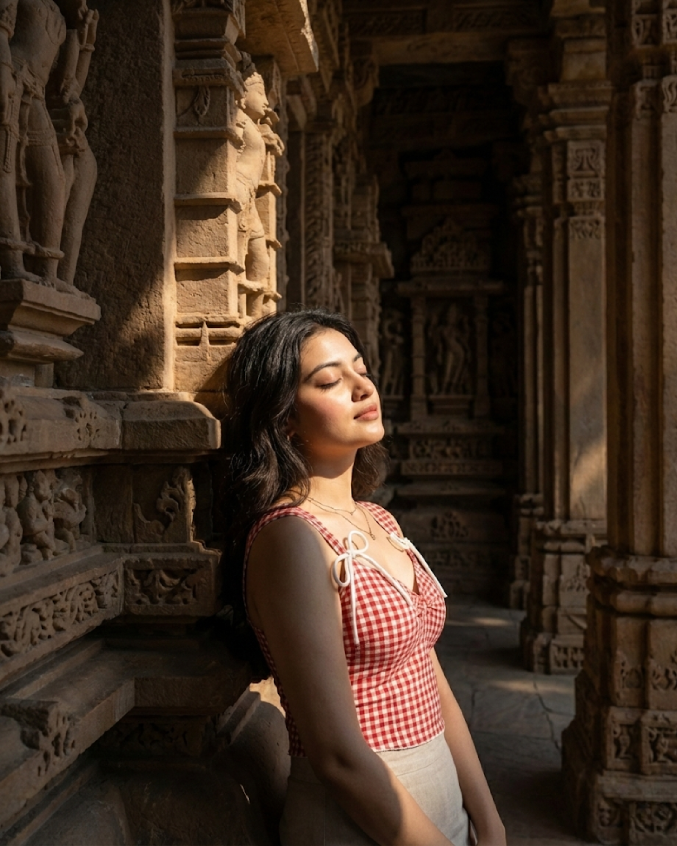 Plaid Sweetheart Knotted Front Top-Red & White