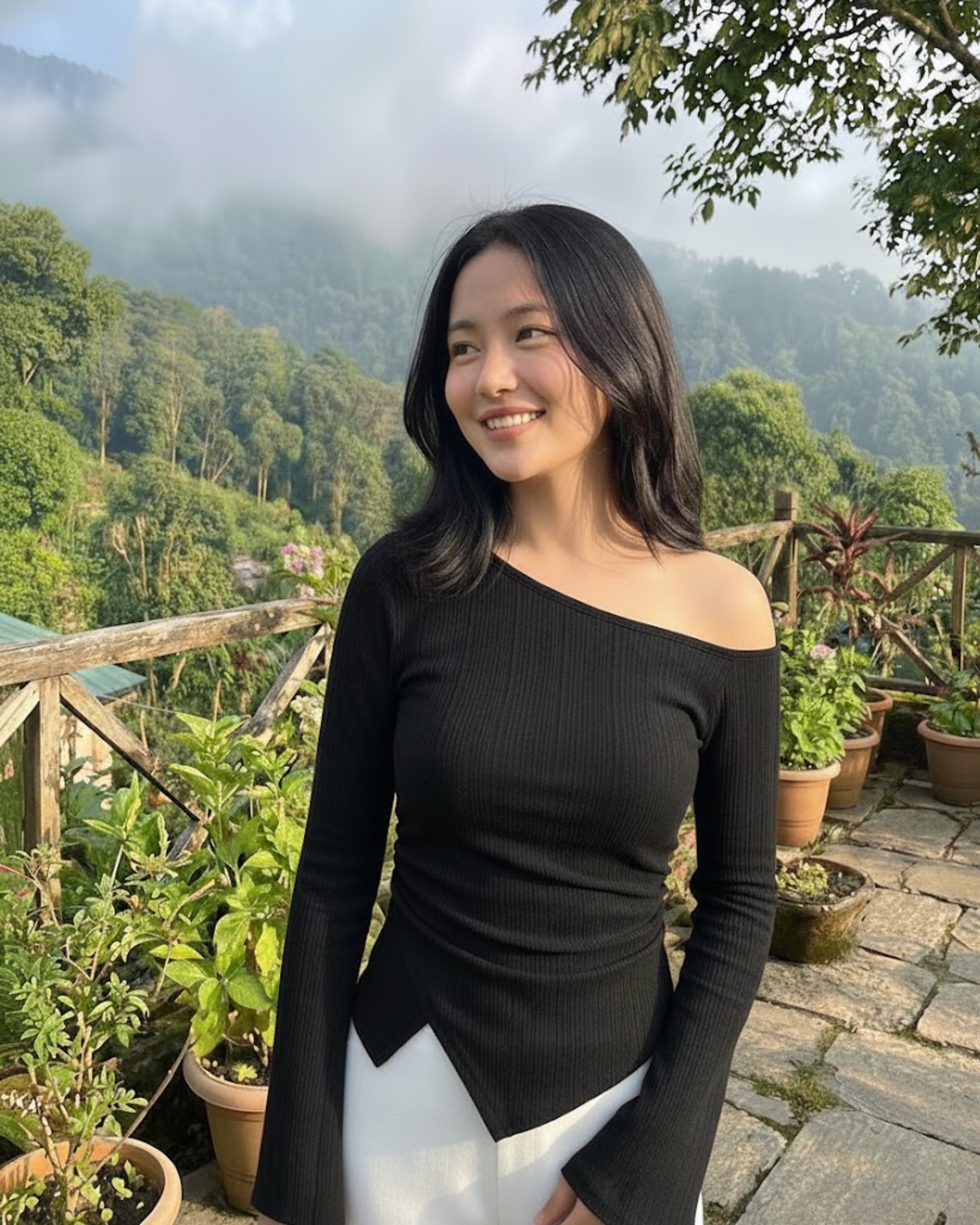 One Shoulder Top – Black